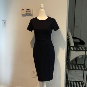 Elegant Black Short Sleeve Dress